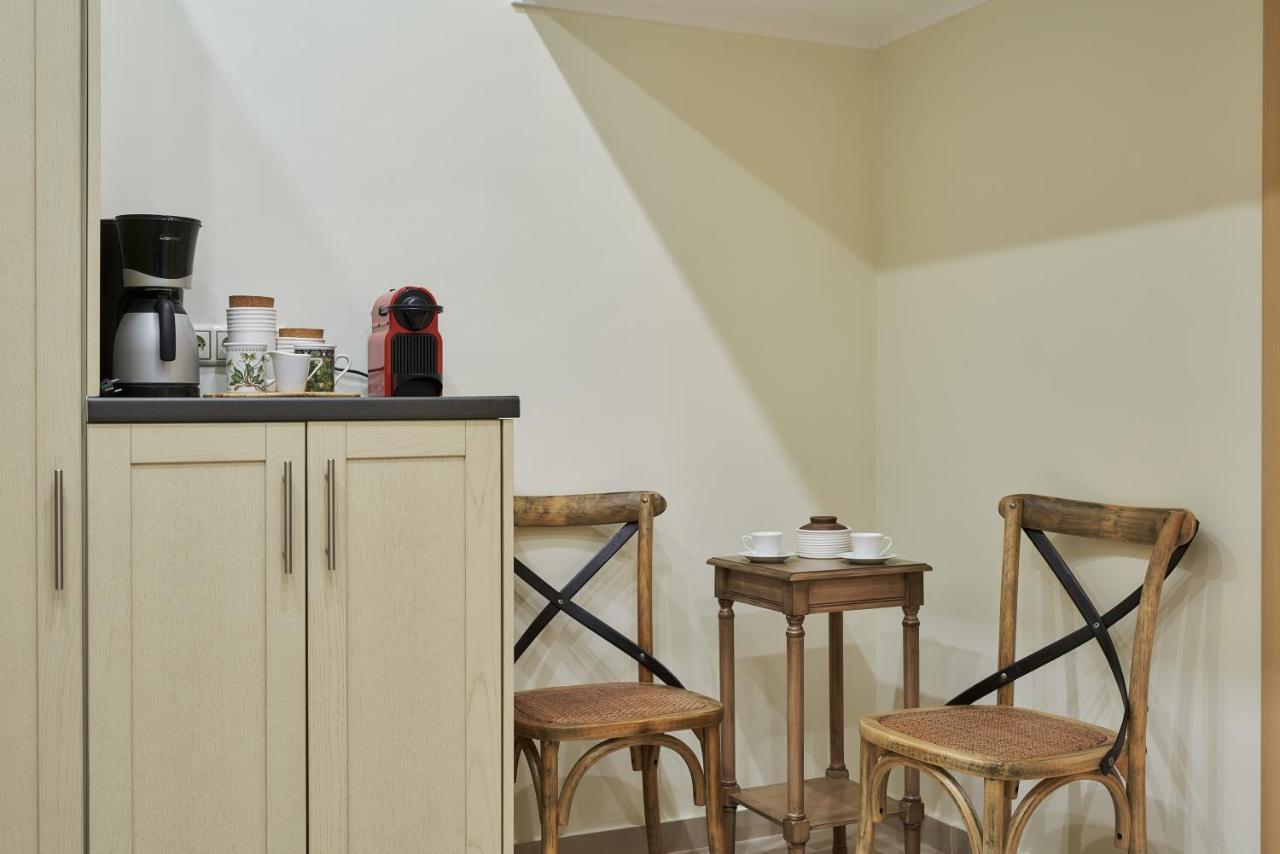 Spirou Merkouri Handcrafted 2Bd Home เอเธนส์ ภายนอก รูปภาพ
